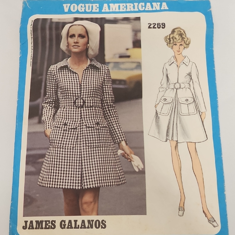 Vogue Patterns And Magazines Collection with Vibrant Designs - Picture 7 of 10